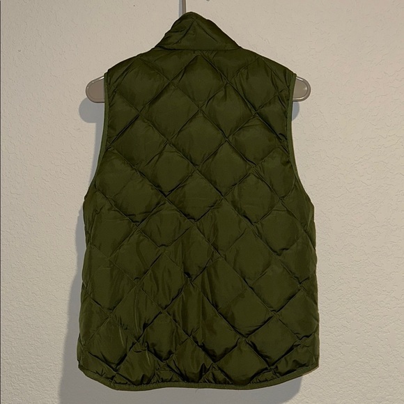 Woolrich Olive Quilted Vest - Picture 11 of 12